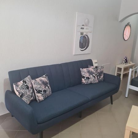 Makis Apartments Touzla Ofrínion Extérieur photo